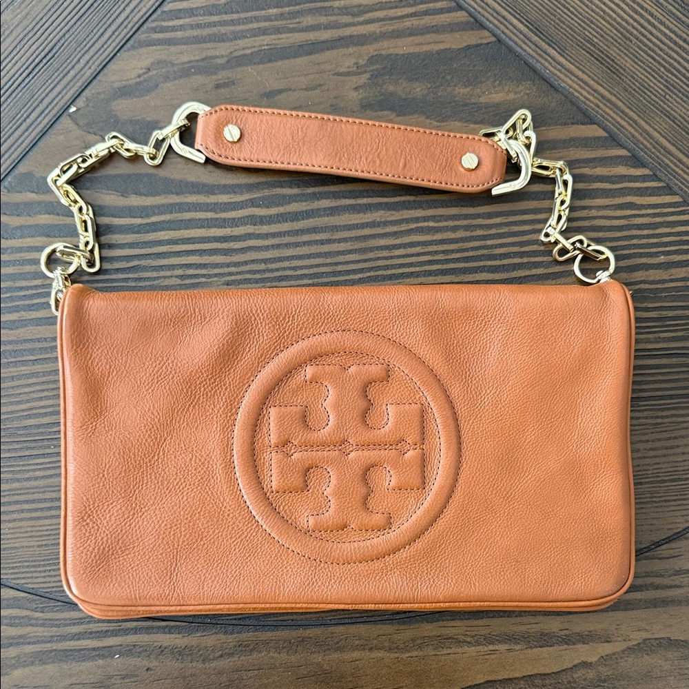 Tory Burch Tan Leather Embossed Logo Chain Shoulder Clutch